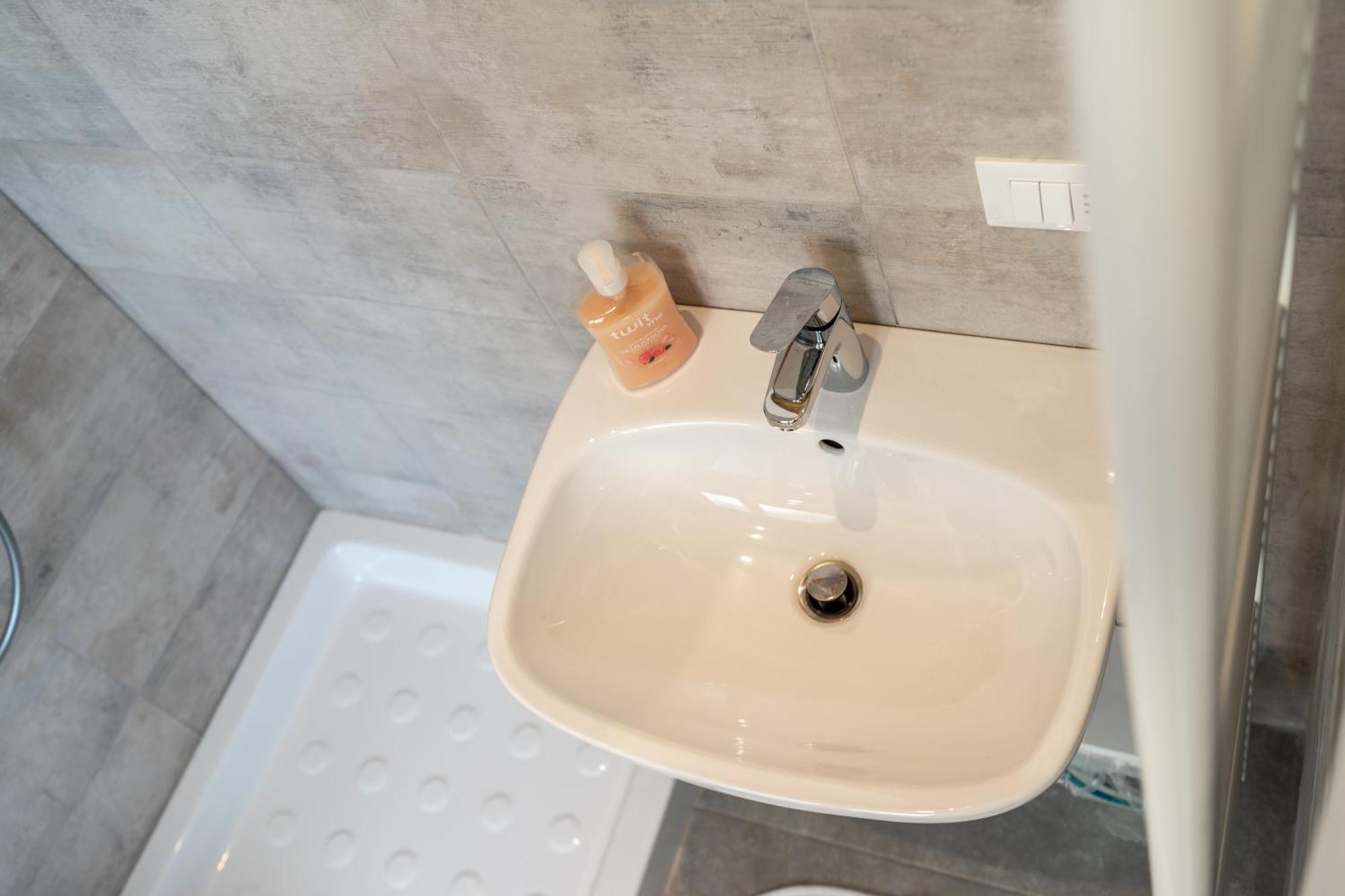 Appartamento Charme In Fiera - Zona Fiera Verona Esterno foto